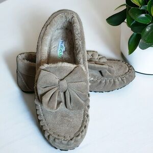 Flexus Bellina Slippers Tan Faux Suede with Plush Faux Fur Lining Size 10